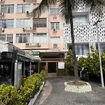 Em Frente A Praia